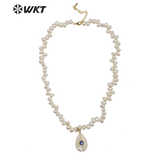 WT-JN115 Wholesale 16" Natural Pearl Beads Necklace With Eye Charm Shell Pendant Fashion Lady Jewelry Pearl Necklace