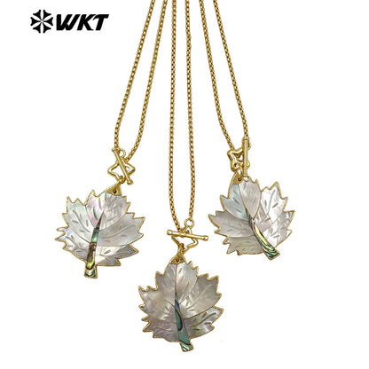 WT-JN354 Charming Exquisite Gold Plated Chain With Star Clasp And Natural Shell Maple Leaf Pendant Necklace As Anniversary Gift