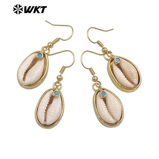 WT-MPE178 Beautiful Bohemia Style Gold Plated Natural Cowrie Shell With Little Stone Earrings For Women Vacation Wear Jewelry