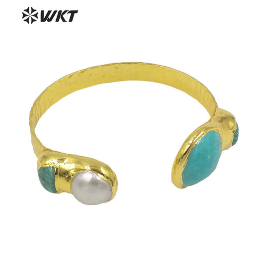 WT-B593 WKT 2022 Beautiful Jewelry Good Design Natural Pearl Stone Bracelet Opening Adjustable Gold Plated Women Jewelry