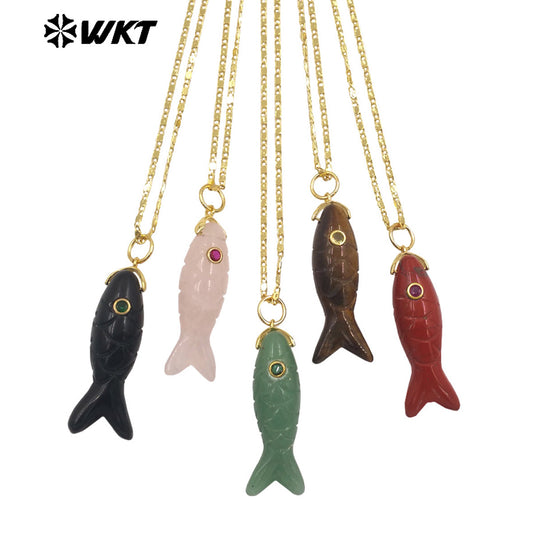 WT-N1512 Delicate Metal Thin Chain And Natural Gemstones Little Fish Shape Pendant Necklaces As Girls Elegant Accessories