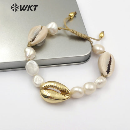 WT-B455 Wholesale Fashion Jewelry Handmade Natural Freshwater Pearl Bracelet Adjustable White Pearl and Cowrie Shell Bracelets