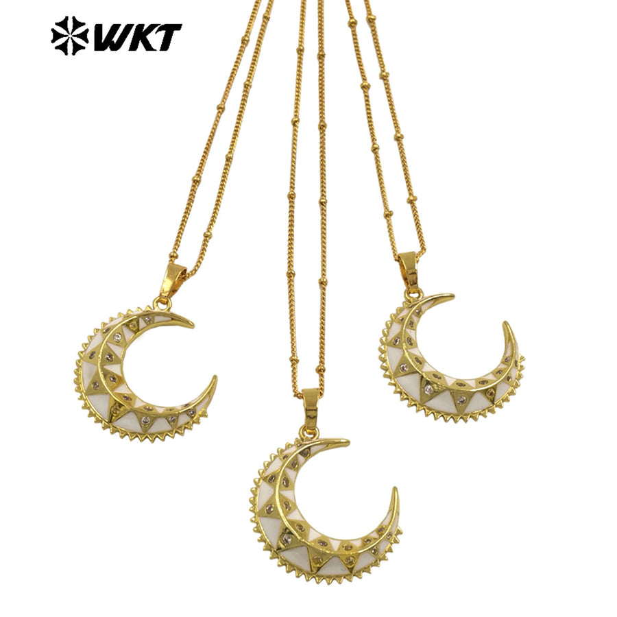 WT-MN1000 the Fashion Rivet Punk Style Gold Plated Cubic Zircon Crescent Moon Pendant Necklace for Gift