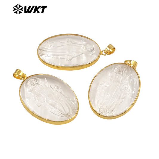 WT-JP427 New Sales Gold Plated Oval Shape Natural Crystal Quartz Stone Hand Carved Figure Clear Pendant For Necklace DIY
