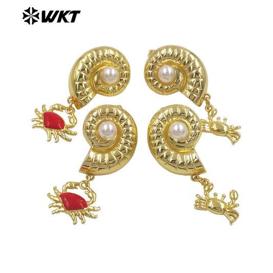 WT-ME133 High Quality Interesting Gold Plated Brass Shell And Crab Charm With Artificial Pearl Earrings For Ladies Party Gift