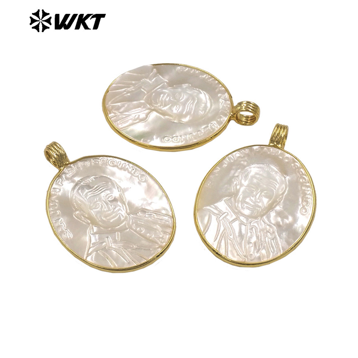 WT-JP497 Factory Wholesale Gold Plated Carved Men Head Pattern MOP Charm Pendant For Women Simple Style Necklace Making