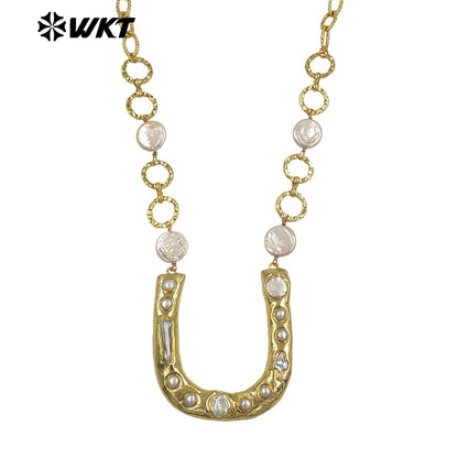 WT-JN368 Luxury Gold Plated Natural Freshwater Pearl Chain And U Shape Big Pendant Necklace For Girls Anniversary Present
