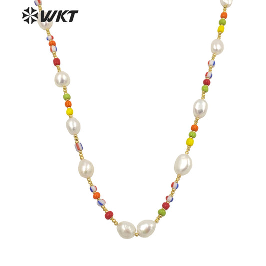WT-JN199 Distinc Hand Strand Freshwater Pearl Beads Necklace for Lady Vintage Style Candy Ceramic White Pearl Vocation Necklace