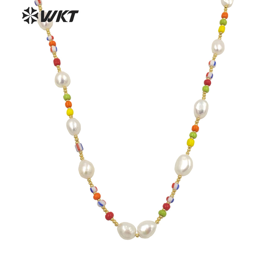 WT-JN199 Distinc Hand Strand Freshwater Pearl Beads Necklace for Lady Vintage Style Candy Ceramic White Pearl Vocation Necklace