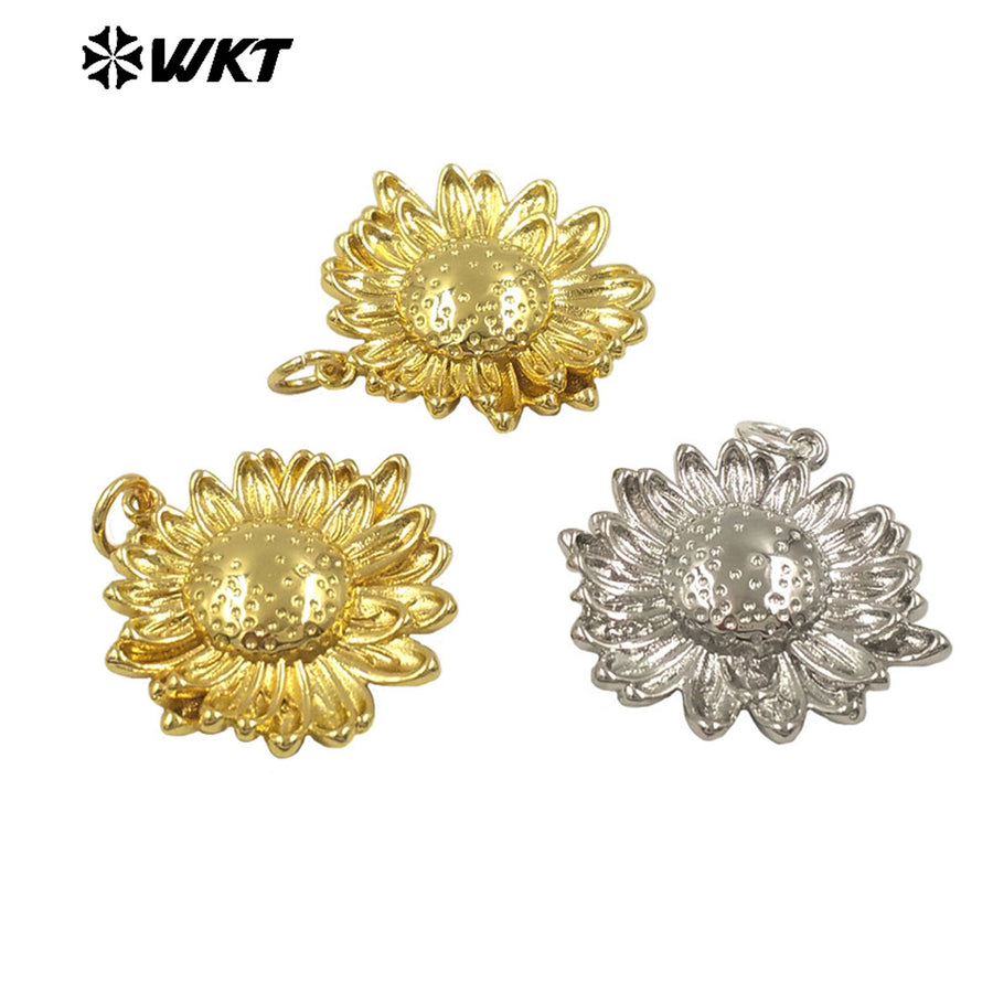 WT-P1999 Trendy and Exquisite Flower Design Fine Yellow Brass Paved Women Gold Plated Sun Flower Pendants