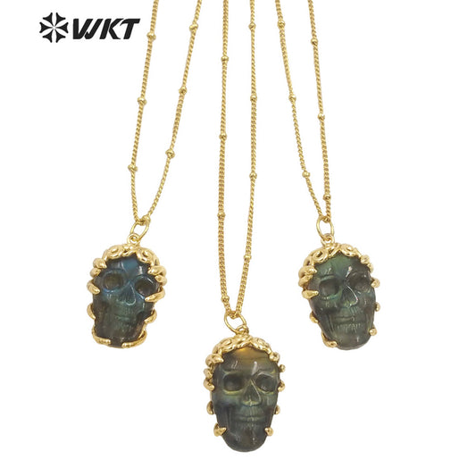 WT-N1462 Hollowen Unique Gift 18K Real Gold Plated Skull With Bezel Setting Labradorite Stone Pendant Necklace