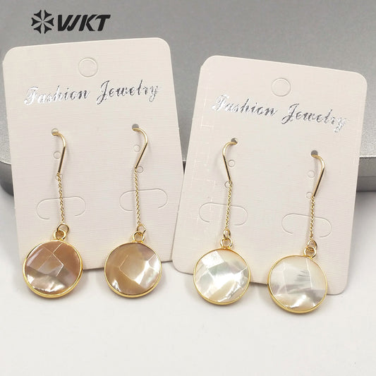 WT-E600 Stylish Round Faceted Polish Bright Shell Dangle Earrings Gold Bezel Charm Lady Round Shell Earrings for Gift