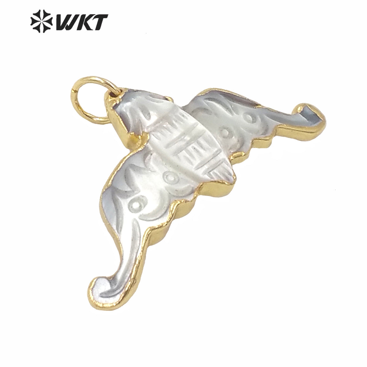 WT-JP232 Wholesale Gold Electroplated Mother of Pearl Bat Pendant Gorgeous White MOP Animals Bat Necklace Pendant