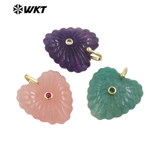 WT-P2091 Fashion Wholesale Natural Gemstone Hand Carved Heart Shape Gold Pendants For Friends Anniversary Gift Accessories