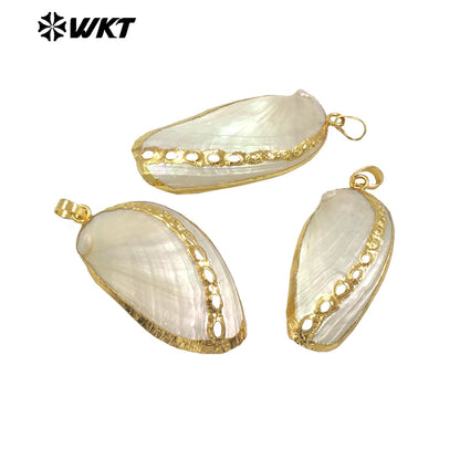 WT-JP392 Wholesale New Unique Design 18K Gold Plated Hollowed-Out New Zeland White Shell Pendant for Women Fashion Jewelry