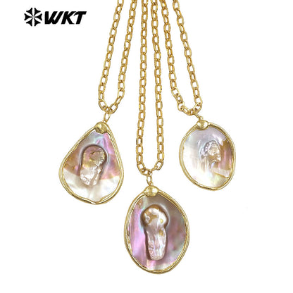 WT-JN331 Wholesale 18K Gold Electroplated Random Shape Natural Mop Shell Pendant Necklace For Women Resist Tarnishable Jewelry