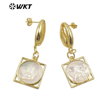 WT-MPE067 Spiral Brass Earring Micro Pave Earring Shape Classic Vintage Pearl Character Pendant Women Pearl Earring