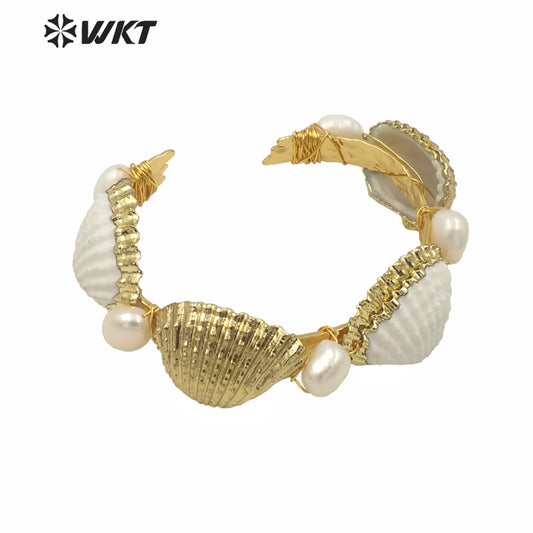 WT-MPB025 WKT Newest Gold Electroplated Natural Scallop Shell Cuff Bangle Amazing Gold Hand Make Wire Wrapped Shell Bangle
