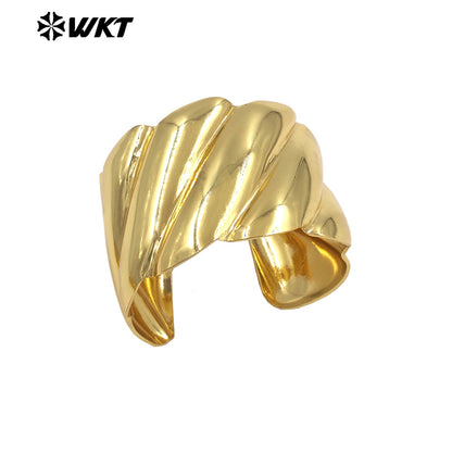 WT-B709 Wholesale Boutique Simple Style 18K Gold Electroplated Yellow Brass Metal Cuff Bangles For Lady Fashion Jewelry