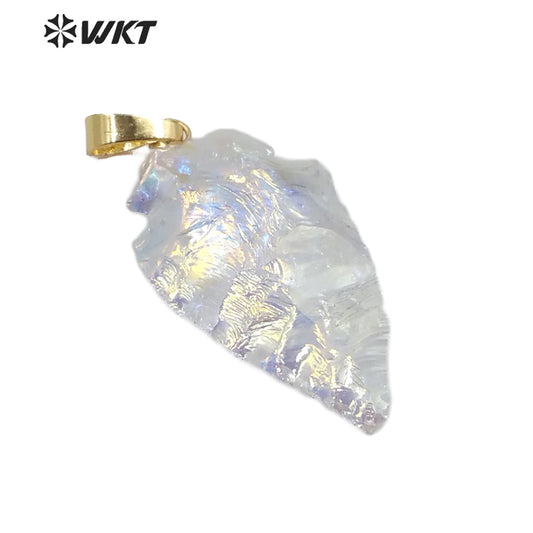 WT-P1542 Wholesale Fashion Natural Quartz Stone Arrowhead Pendant Women Aura Quartz Arrowhead Pendant in Small Size