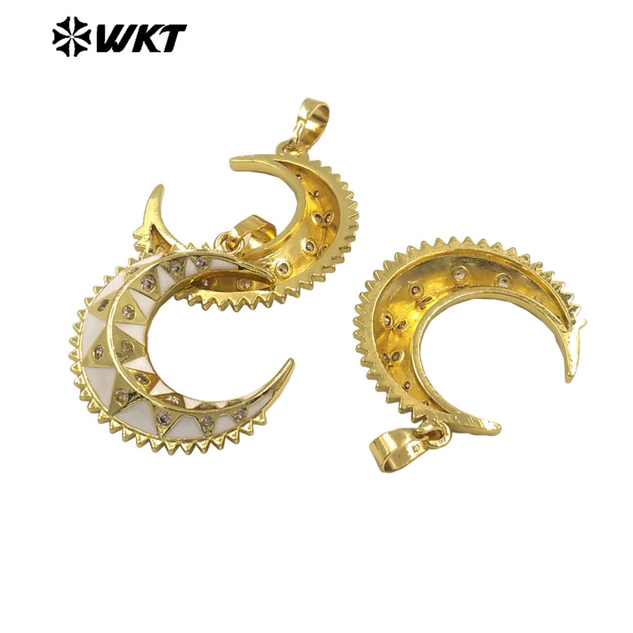 WT-MN1000 the Fashion Rivet Punk Style Gold Plated Cubic Zircon Crescent Moon Pendant Necklace for Gift