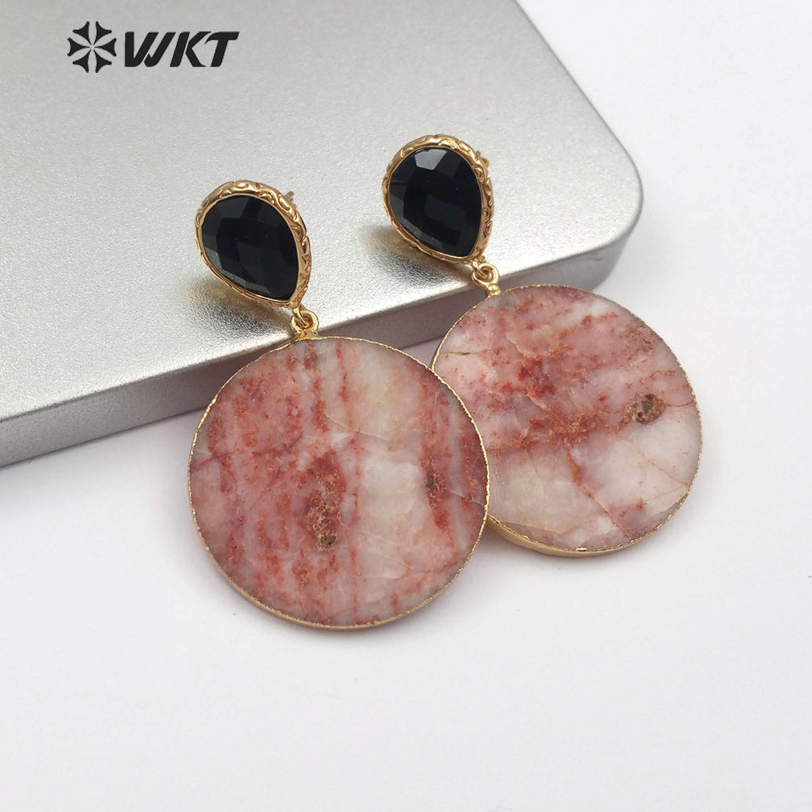 WT-E562 Wholesale Natural Stone Sliced Round Earrings Elegant Noble Fashion Slice Natural Stone Earrings