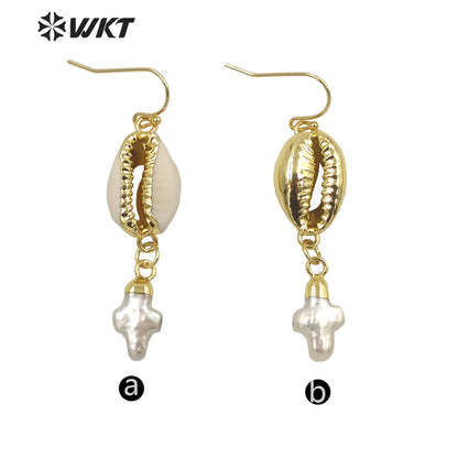 WT-MPE058 Gorgeous 18k Gold Electroplated Resist Tarnishable Natural Cowrie Shell with Pearl Charm Earrings Lady Shell Earrings