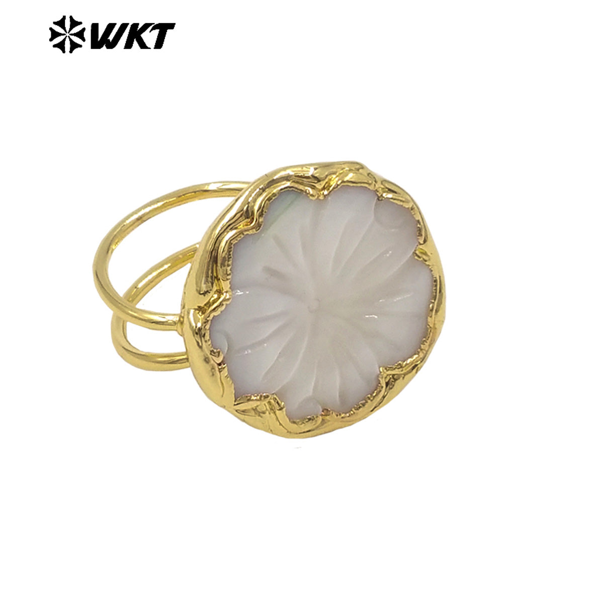 WT-MPR165 Romantic Style 18K Gold Plated Natural Shell Hand Carved Flower Shape Rings For Lady Daily Decorative Jewelry