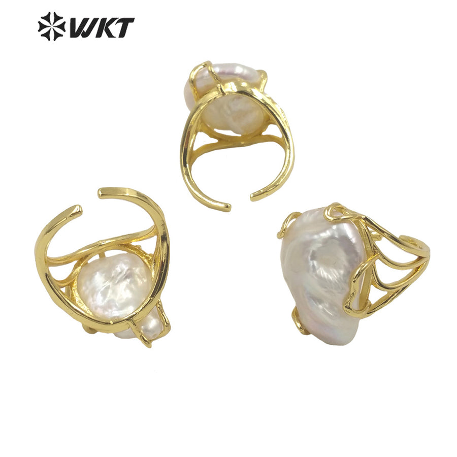 WT-MPR037 Unique Fashion Gold Plated Resist Tarnishable Freshwater Pearl Ring for Friend Wedding Ring Gorgeous Claw Setting Ring