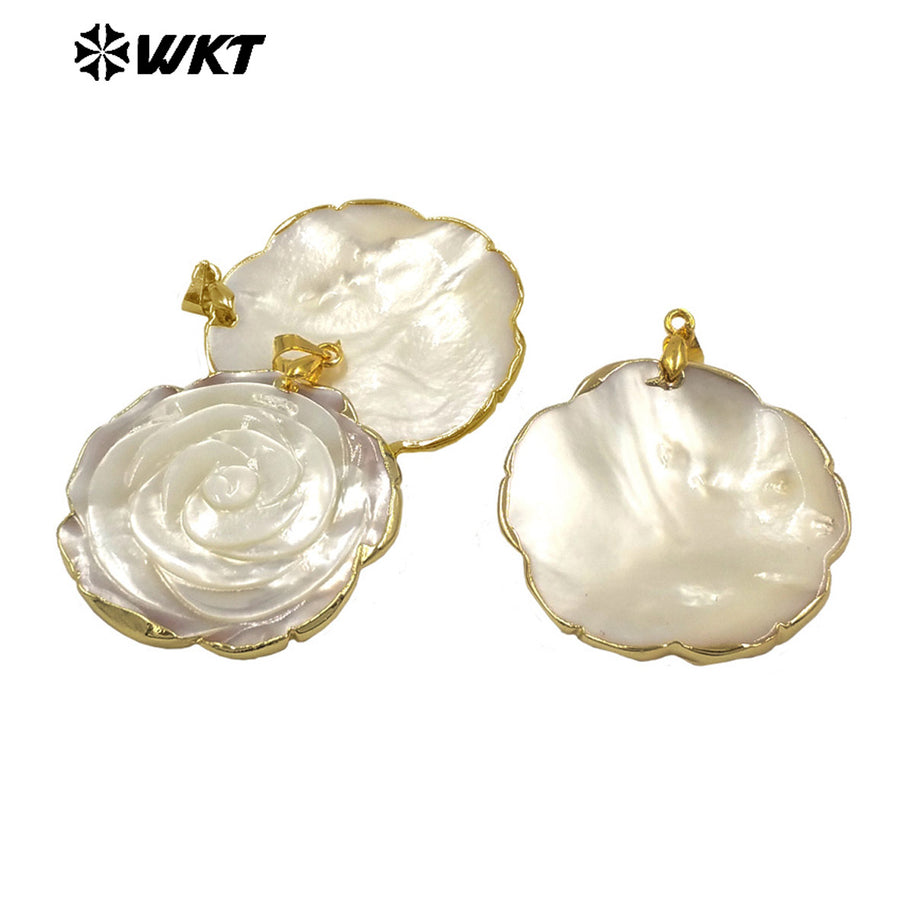 WT-JN311 Wholesale Popular Natural MOP Shell Big Rose Flower Necklace With Gold Plated Tiny Chain Elegant Female Gift Accessory