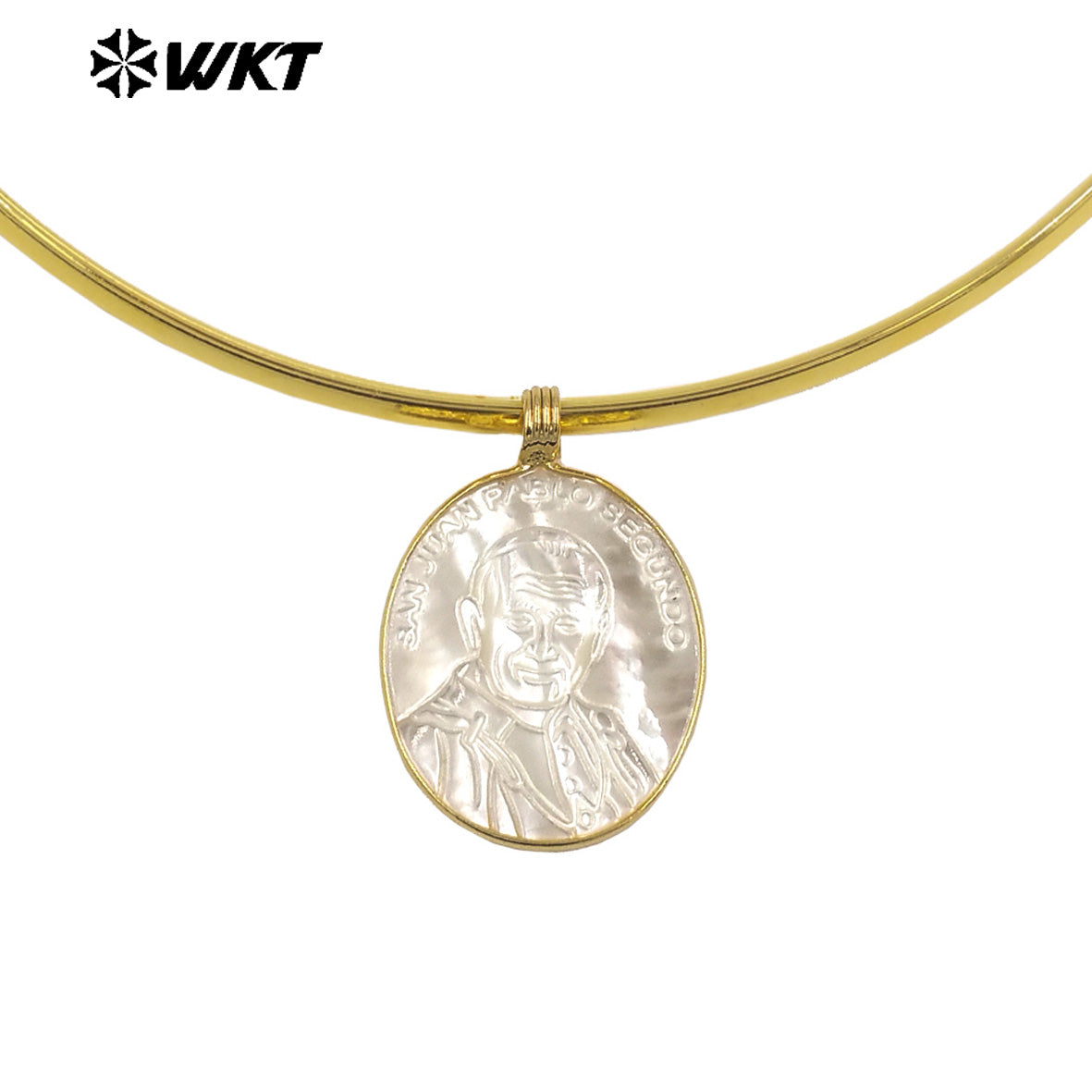WT-JN401 Newest Fashion Gold Plated Round Choker With MOP Men Head Pattern Pendant Necklace For Female Simple Style Jewelry