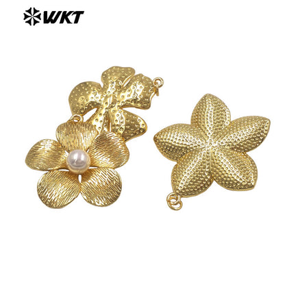 WT-P2077 Wonderful Gold Plated Brass And Artificial Pearl Metal Flowers Charm Pendant For Friend Present DIY Accessories