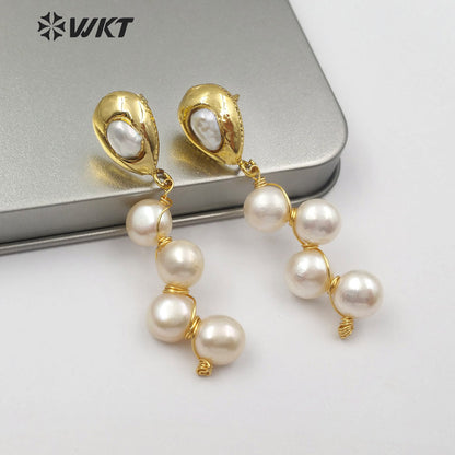WT-E529 New Design Is Elegant and Beautiful Natural Freshwater Pearl Earring in Gold Plated With Four Little Round Pearl Earring