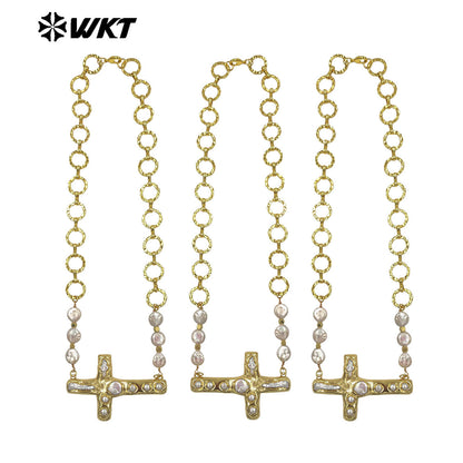 WT-JN369 Exclusive 18K Gold Electroplated Natural Freshwater Pearl Chain And Cross Pendant Necklace For Women Daily Matching