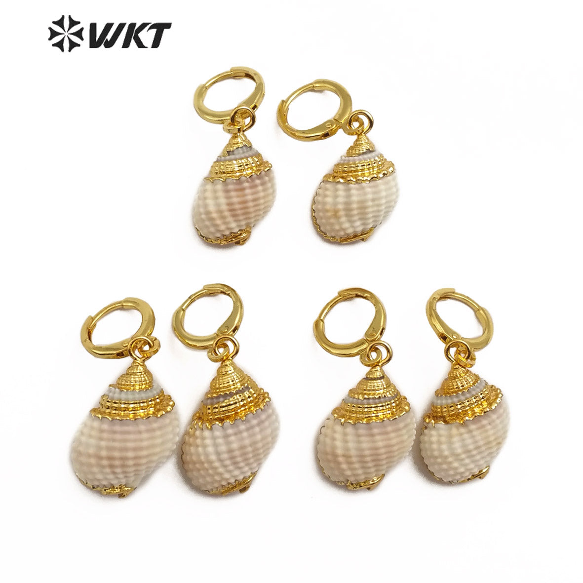 WT-E568 Natural Trumpet Shell Earring With Gold Trim Earring Round Gold Electroplated Hook Seashell Fashion Jewelry for Women