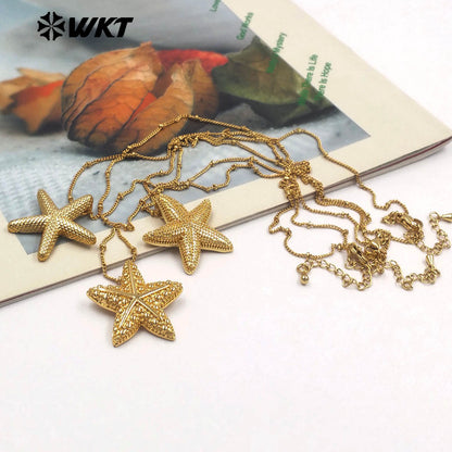 WT-N1518 Trendy Ocean Series Gold Electroplated Metal Yellow Brass Starfish Pendant Necklaces As Female Jewelry Wearing