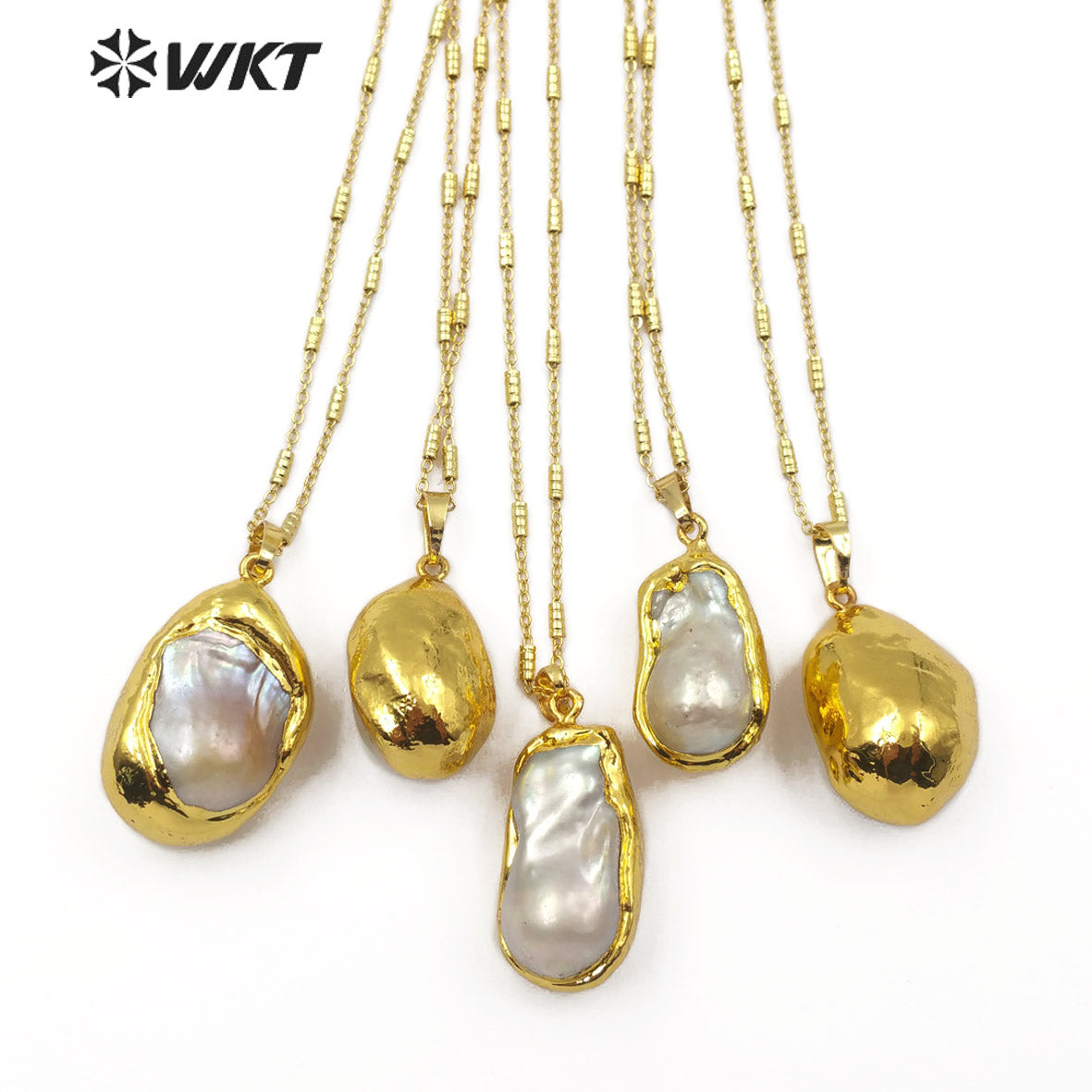 WT-JN063 Irregular Shape Jewelry Natural Pearl Pendant Specific Each Different Half of the Gold-Plated Wrapped Pearl Necklace