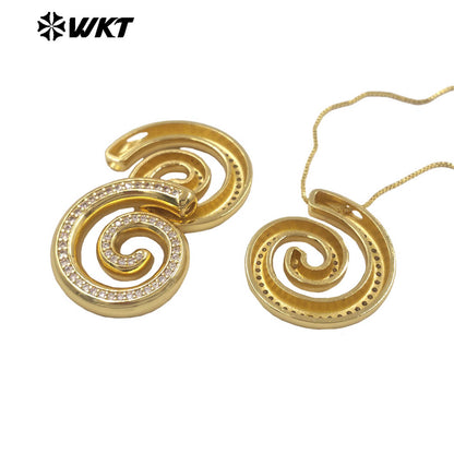 WT-MP326 Lovely Boutique 18K Gold Plated Yellow Brass And Zircon Spiral Shape Metal Pendant For Handmade Necklace Findings