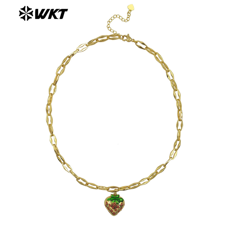 WT-JFN38 New Arrival Strawberry Charm Necklace Ladies Daily Wearing Jewelry With Special Chain Gold Plated Wonderful Gift