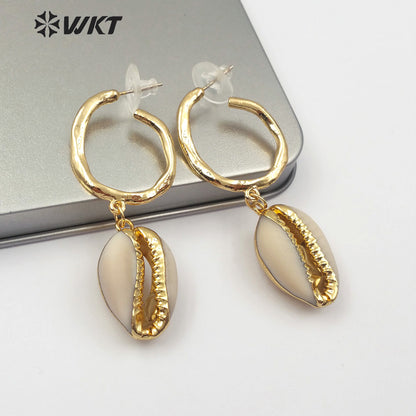 WT-E518 New Design Irregular Shape Metal Earrings Shell Jewelry With 18K Gold Plated Shell Earring Natural Cowrie Earring
