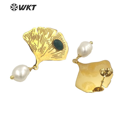 WT-MPE115 European and American Retro Exaggerated Leaf Shape Inlaid with Pearl Flowers 925 Silver Needle Earrings