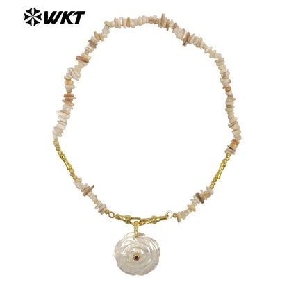 WT-JN380 Wonderful Crushed Stone Splicing Metal Chain With Natural Shell Zircon Flower Pendant Necklace For Fashion Matching