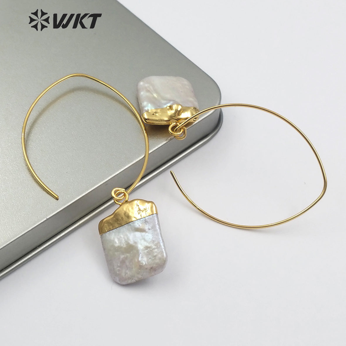 WT-E492 Gold Capped Pearl Pendant With Metal Hoop Vintage Pearl Jewelry for Women Square Shape Natural Freshwater Pearl Earring