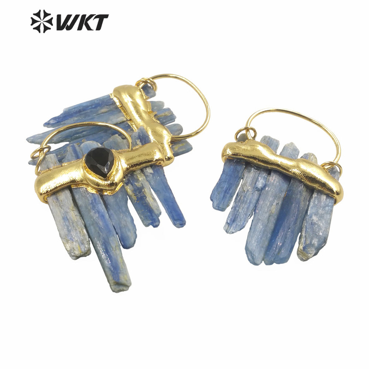 WT-P1939 Wholesale Hot Sale Fashion Design Natural Blue Kyanite High Quality for Necklace Round Shaped Pendant