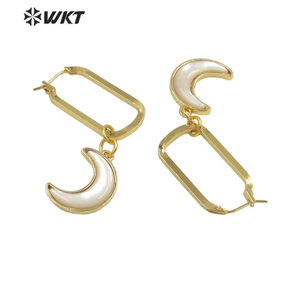 WT-MPE083 Wholesale White MOP Design Natural Crescent Moon Earrings Big Hoop Earrings with Moon Charms Crescent Horn Earrings