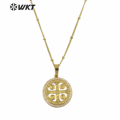 WT-MN969 Wholesale Fashion Gold Electroplated Religious Metal Cross Necklace with Zircon Setting Around Round Christian Cross