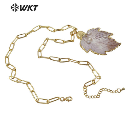 WT-JN119 Natural Mother of Pearl Carved Leaf Pendant Necklace Women Elegant Charm Jewelry Mother of Pearl Necklace