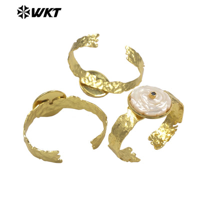MPB145 New Product 18K Gold Electroplated Zircon And White Shell Carved Flower Shape Cuff Bangle For Women Fashion Accessory