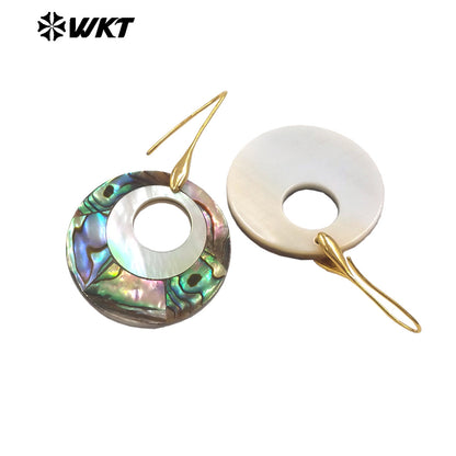 WT-MPE163 Wholesale Boutique Natural Abalone Shell With Round Hole Gold Color Earrings For Women Casual Style Matching