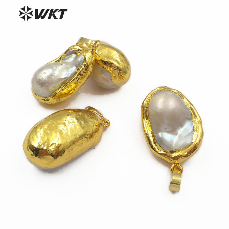 WT-JP103 Wholesale Jewelry Natural Pearl Shape Specific Each Different Half of the 18K Gold-plated Wrapped Pearl Pendant）